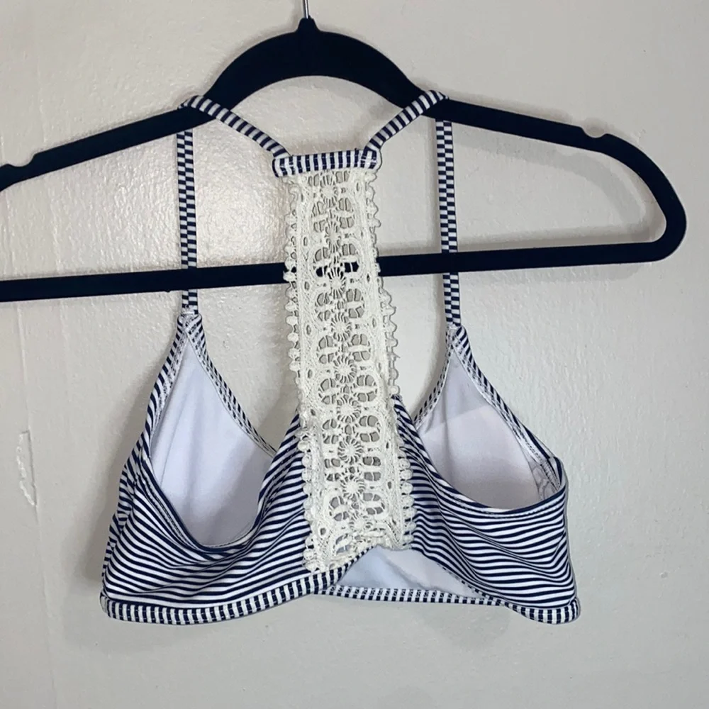 🌵Two piece blue and white striped with crochet design with black lining! - Picture 8 of 8